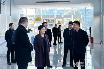 Mayor of Nantong Zhang Tong and Delegation Visit Kingwills Industrial Park for Research and Guidance